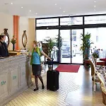 Chateau Kurfuerstendamm Otel 4*