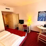 Chateau Kurfuerstendamm Otel Berlin