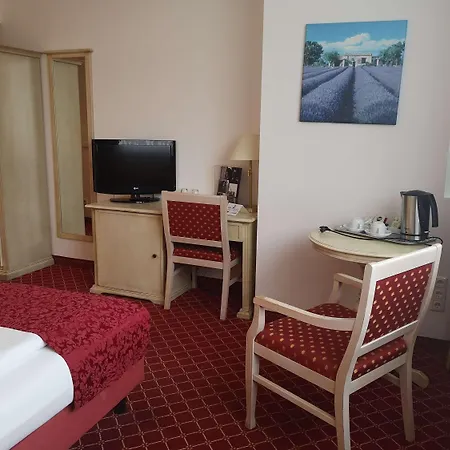 Hotel Mercure Chateau Am Kurfürstendamm 4*