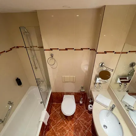 Hotell Chateau Kurfuerstendamm 4*
