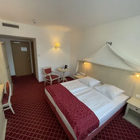 Chateau Kurfuerstendamm 호텔 4*