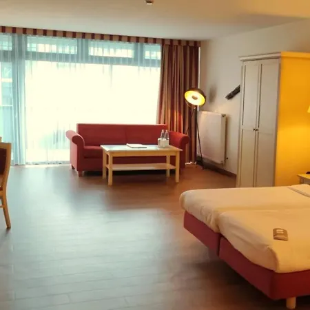 Chateau Kurfuerstendamm 4*