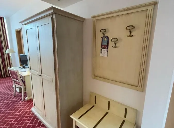 Hotel Mercure Chateau Am Kurfürstendamm 4*